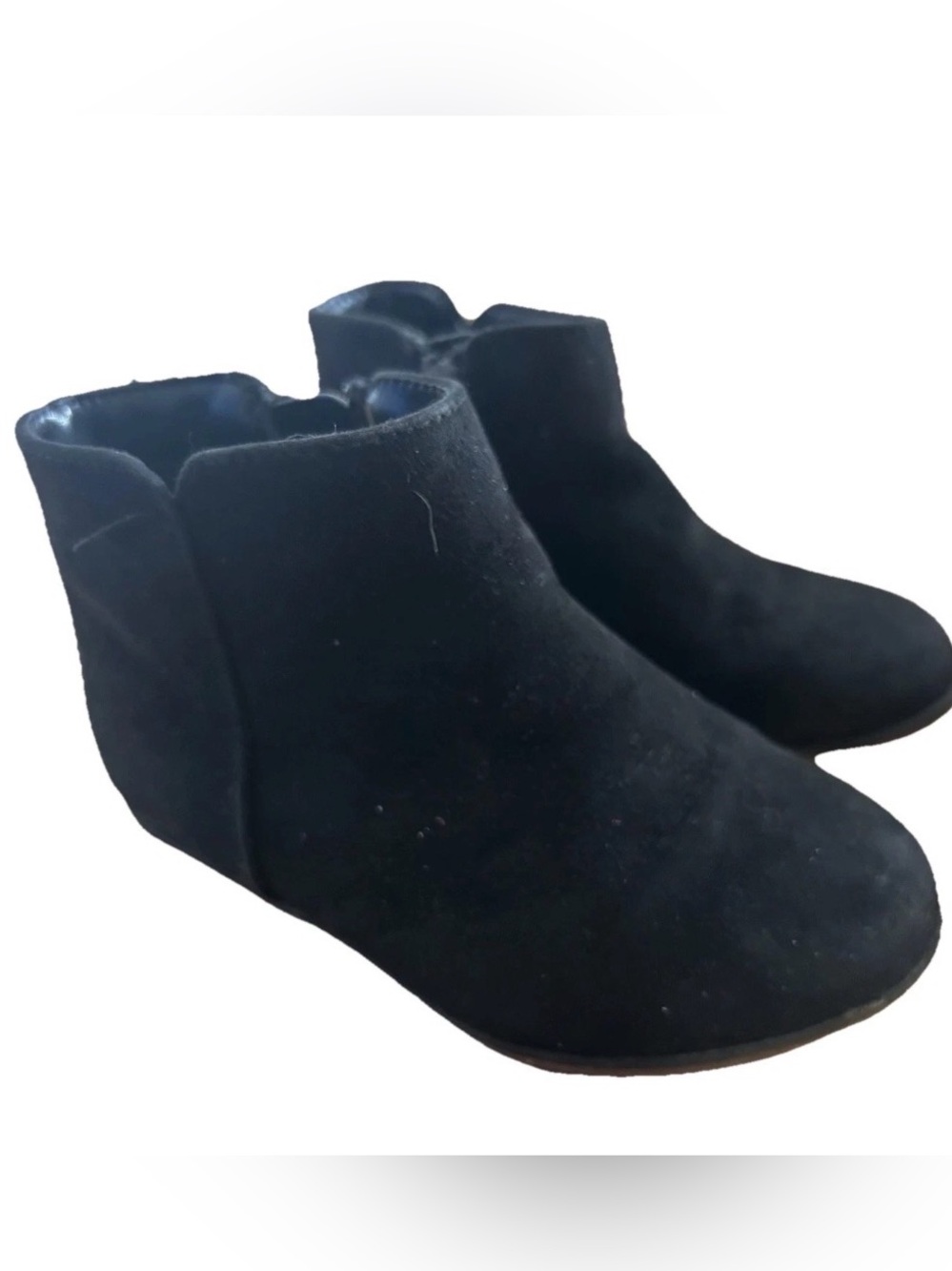 Cat & Jack Black suede ankle boots for toddler girls - size 9